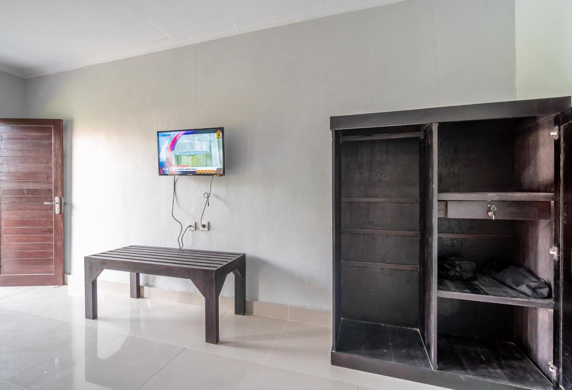 מלון Uluwatu Puri Kelapa By Bukitvista מראה חיצוני תמונה