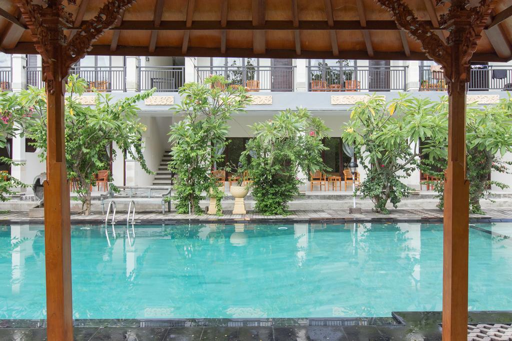 מלון Uluwatu Puri Kelapa By Bukitvista מראה חיצוני תמונה